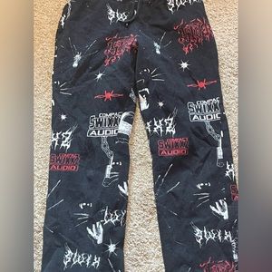 SWIXXZ TROUBLE FLARES SWEATPANTS